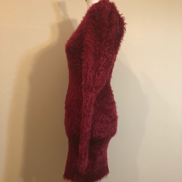 NWOT 4SI3NNA Fuzzy Red Long Sleeve Sweater Dress - Picture 9 of 14